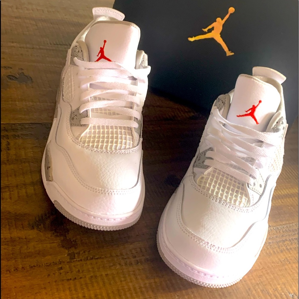 Boys Jordan 4 Retro